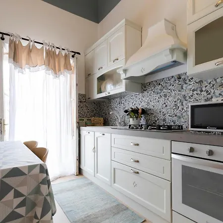 Villa Casa Indipendente Con Giardino A Marina Di Pisa